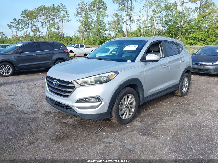 2016 Hyundai Tucson Se KM8J33A45GU223857 photo 1
