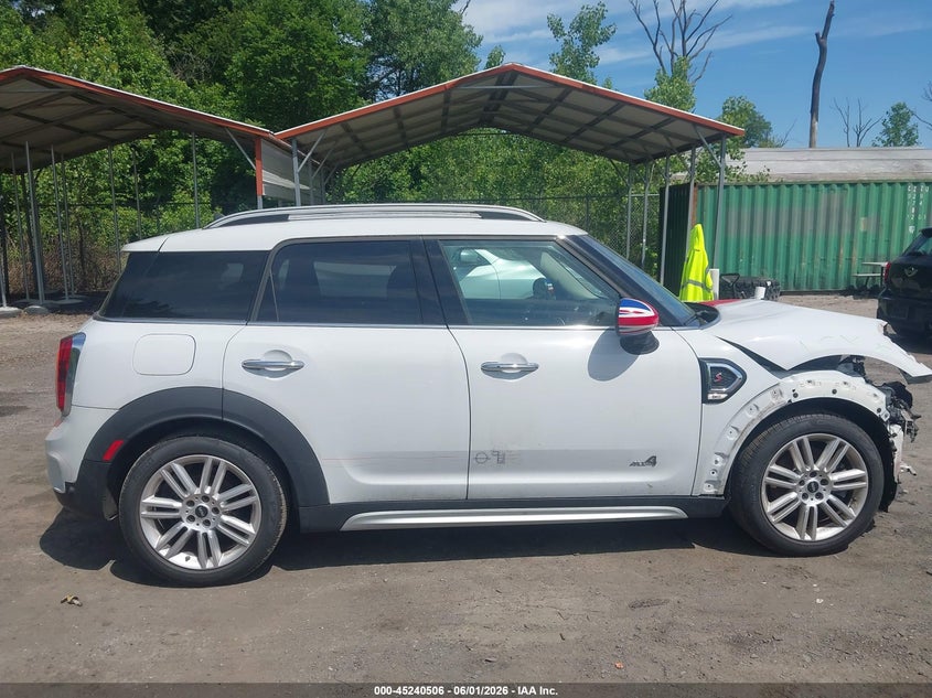 2018 Mini Countryman Cooper S VIN: WMZYT5C35J3E69195 Lot: 45240506