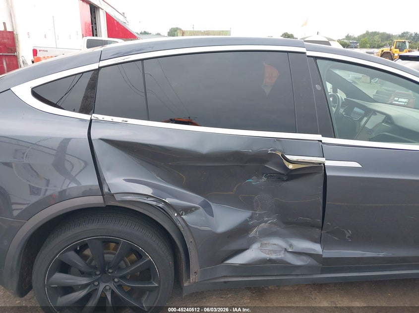 2020 Tesla Model X Long Range Dual Motor All-Wheel Drive/Long Range Plus Dual Motor All-Wheel Drive VIN: 5YJXCBE24LF272844 Lot: 45240512