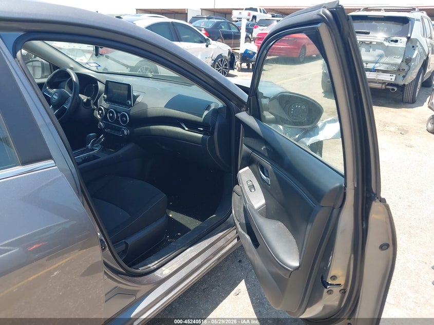 2025 NISSAN SENTRA auction photo 5
