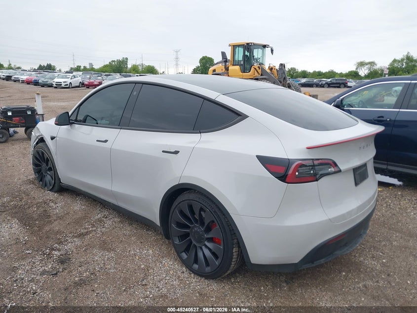 Vin: 7saygdef1pf590677, lot: 45738318, tesla model y performance dual motor all-wheel drive 20233