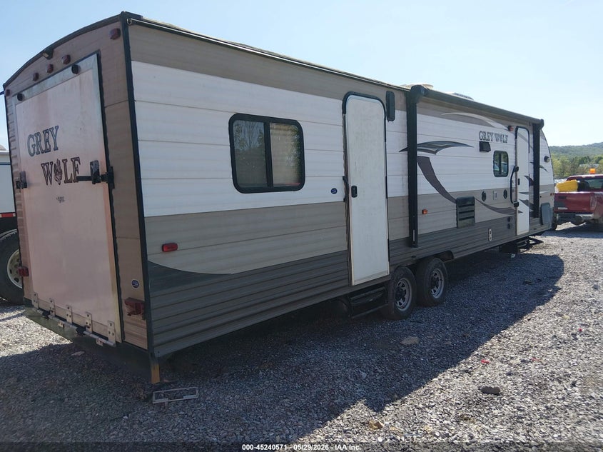 2015 FOREST RIVER GREY WOLF 2500 auction photo 4