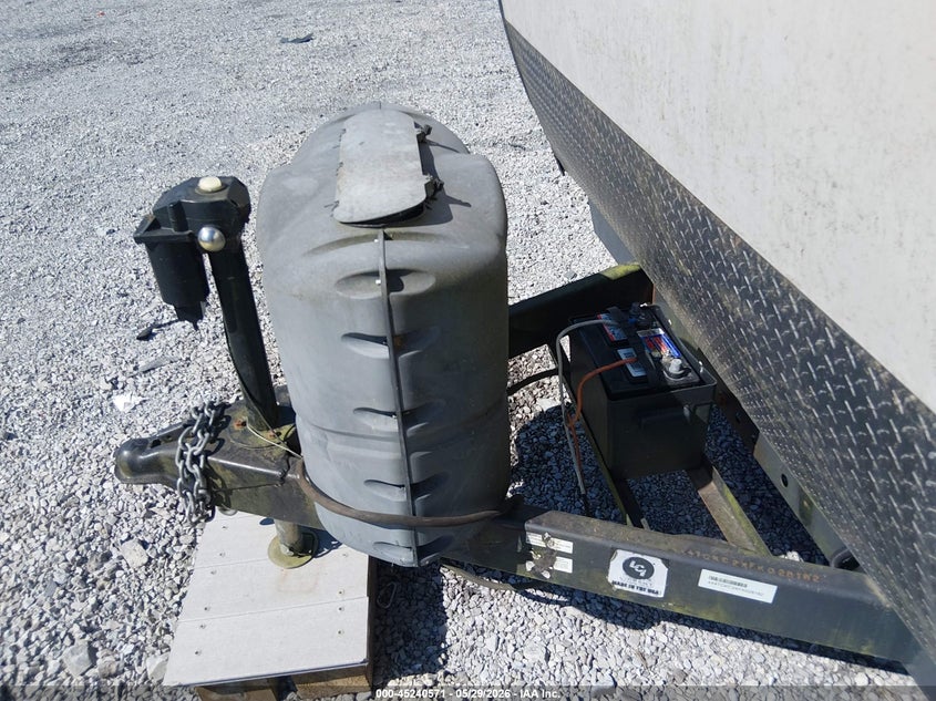 2015 FOREST RIVER GREY WOLF 2500 auction photo 7