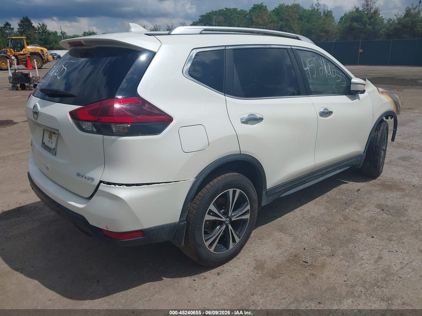 2019 NISSAN ROGUE auction photo 4