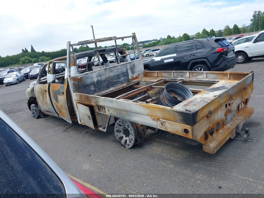 2017 Ram 3500 Tradesman 4X4 8' Box VIN: 3C63R3GL3HG528084 Lot: 45240702