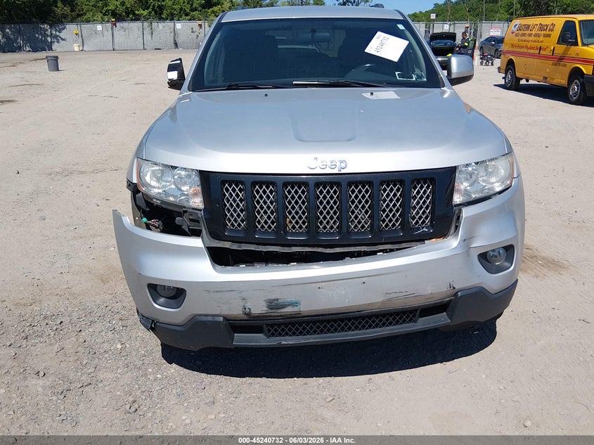 2011 Jeep Grand Cherokee Laredo VIN: 1J4RR4GG5BC519421 Lot: 45240732