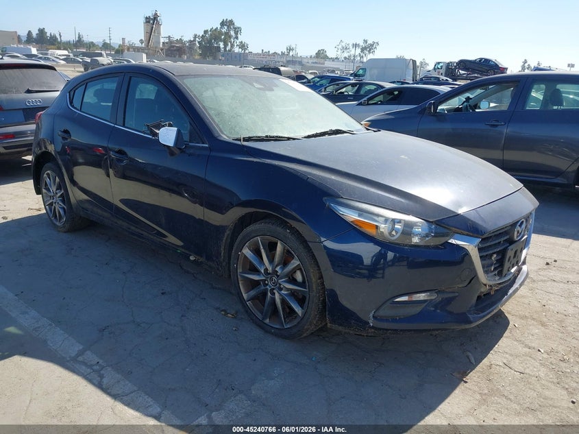 Vin: 3mzbn1l30jm220689, lot: 45738557, mazda mazda3 touring 2018 img_1