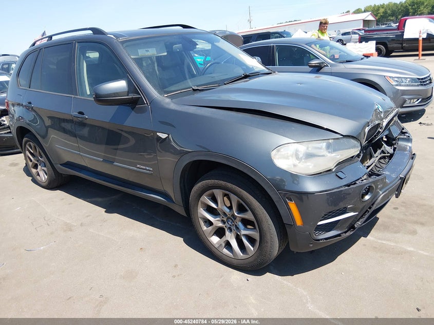 Vin: 5uxzv4c56cl758837, lot: 45738575, bmw x5 xdrive35i/xdrive35i premium/xdrive35i sport activity 2012 img_1