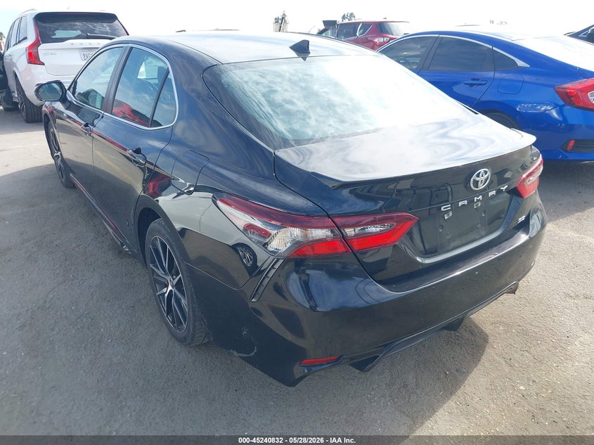 2024 TOYOTA CAMRY auction photo 3