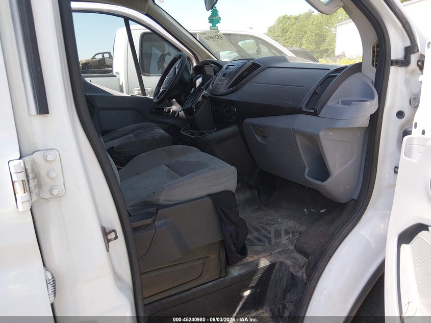 2015 Ford Transit-250 VIN: 1FTNR1ZM1FKA55867 Lot: 45240980