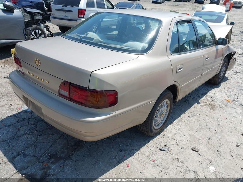 1996 TOYOTA CAMRY auction photo 4