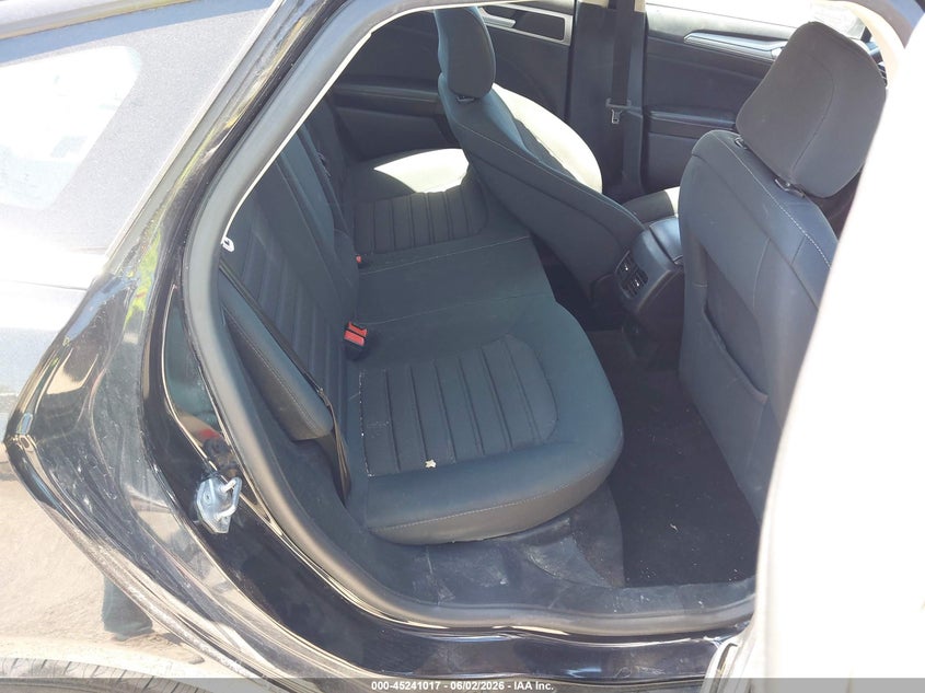 2020 FORD FUSION auction photo 8