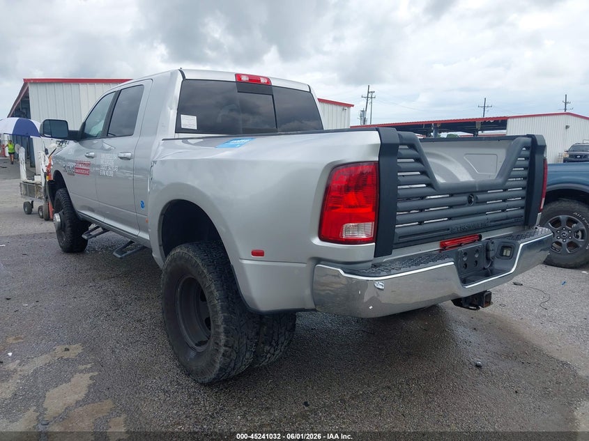 3C63RRLL2DG611184 2013 Ram 3500 Ram Big Horn silver