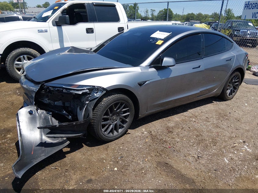 Vin: 5yj3e1ea9sf911194, lot: 45738862, tesla model 3 long range rear-wheel drive/standard rear-wheel drive 20252