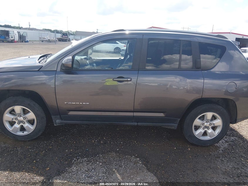 2016 Jeep Compass Latitude VIN: 1C4NJCEB6GD620661 Lot: 45241072