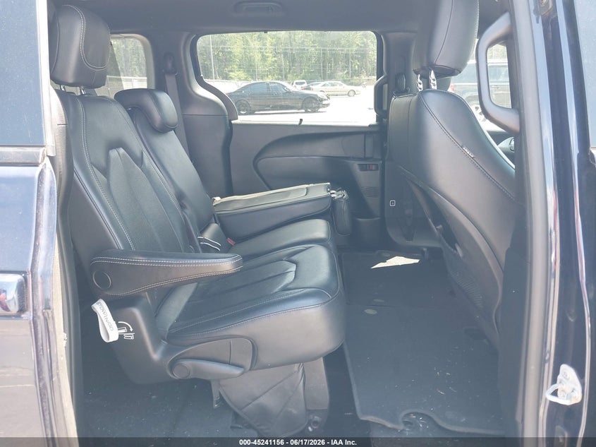 AtlanticExpress - Chrysler Pacifica