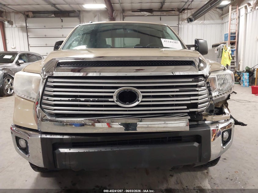2017 Toyota Tundra Sr5 5.7L V8 VIN: 5TFDW5F10HX619035 Lot: 45241207