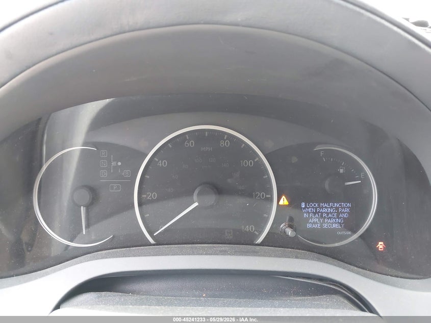 2013 LEXUS CT 200H auction photo 7