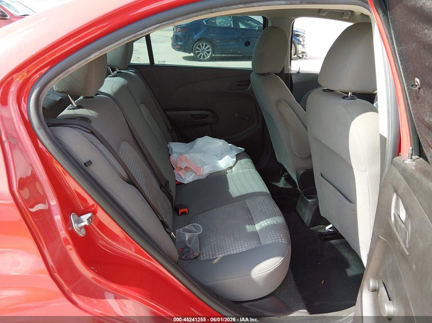 2018 CHEVROLET SONIC auction photo 8