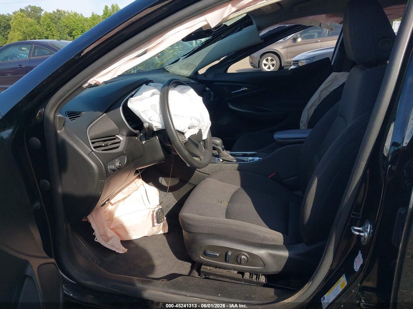 2024 CHEVROLET MALIBU auction photo 5