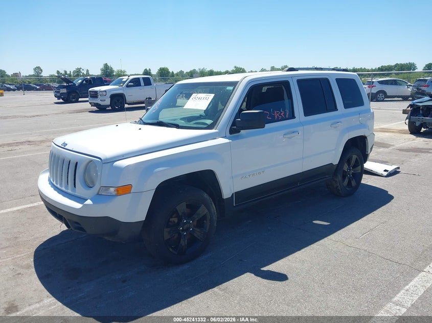 Vin: 1c4njrfb0cd718337, lot: 45739123, jeep patriot latitude 20122
