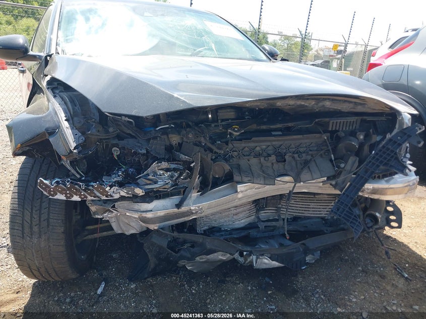 2018 HONDA ACCORD auction photo 6