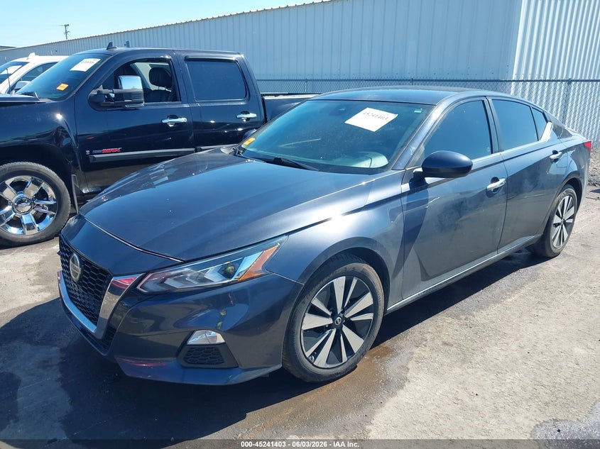 Vin: 1n4bl4dv8nn305503, lot: 45739193, nissan altima sv fwd 20222