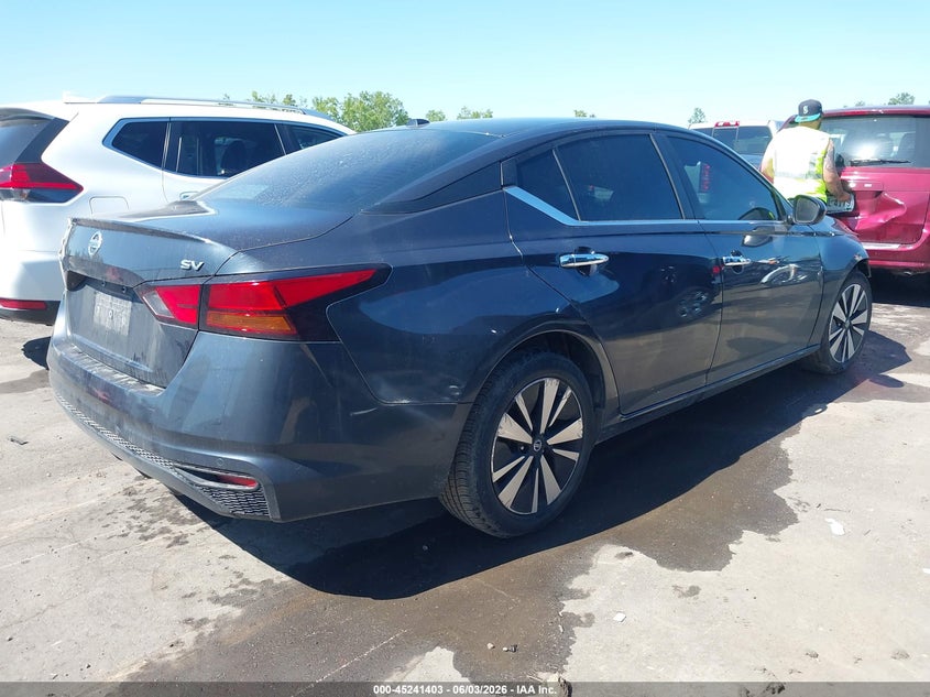Vin: 1n4bl4dv8nn305503, lot: 45739193, nissan altima sv fwd 20224