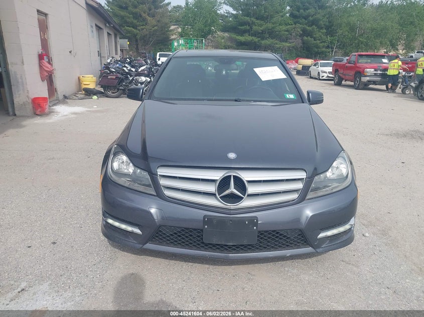 2013 Mercedes-Benz C 300 Sport 4Matic VIN: WDDGF8ABXDR270923 Lot: 45241604