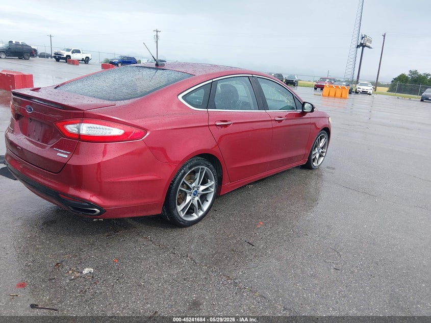 2013 FORD FUSION auction photo 4
