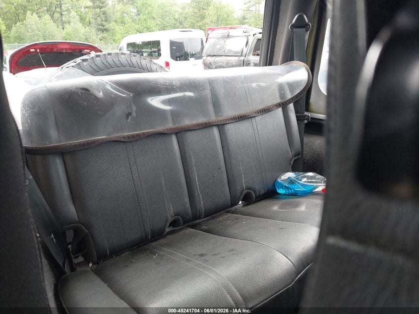 2004 Jeep Wrangler Se VIN: 1J4FA29104P753582 Lot: 45241704