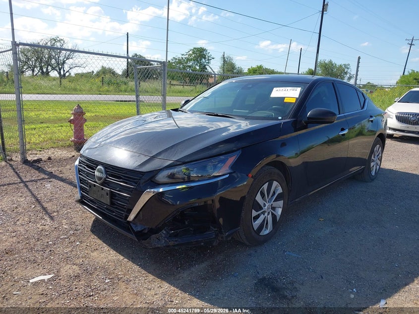 2025 NISSAN ALTIMA auction photo 2
