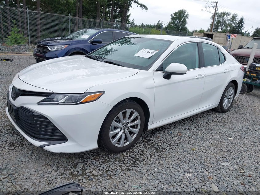 2019 Toyota Camry Le 4T1B11HK7KU199802 photo 1