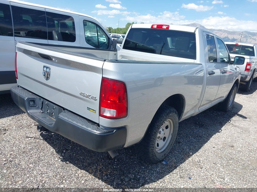 2017 RAM 1500 auction photo 4