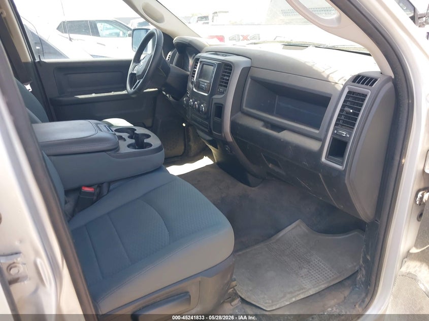 2017 RAM 1500 auction photo 5