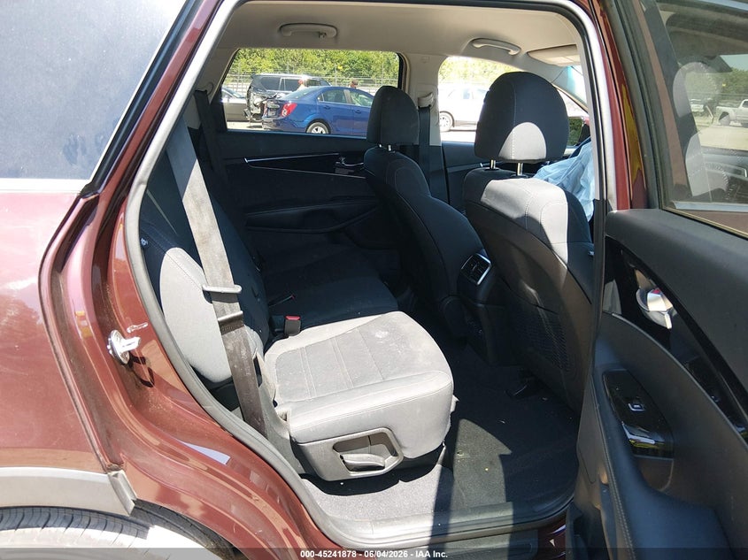 2019 Kia Sorento 3.3L Lx VIN: 5XYPG4A52KG587603 Lot: 45241878
