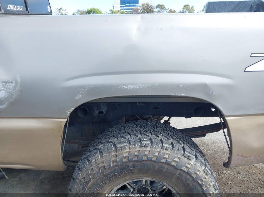 1999 CHEVROLET SILVERADO 1500 auction photo 6