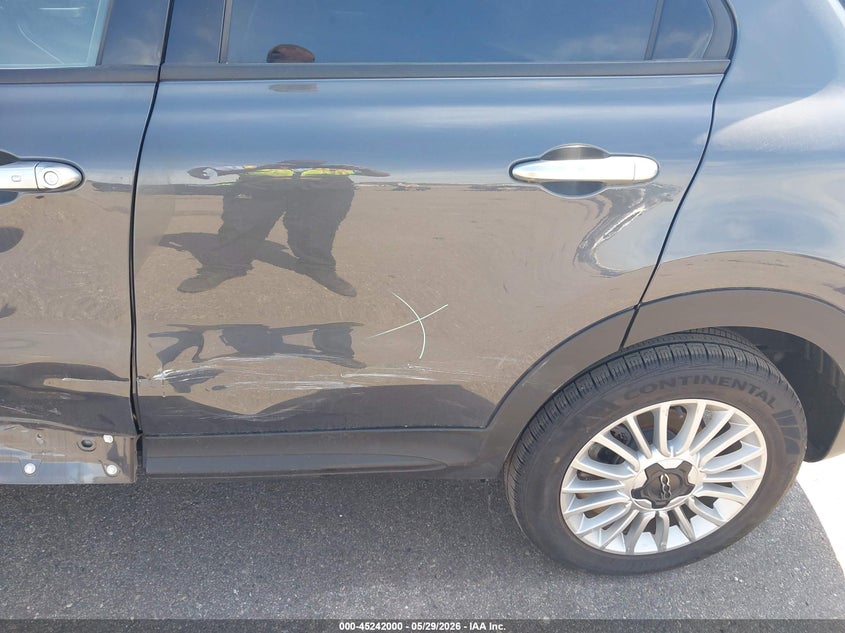 2023 Fiat 500X Pop Awd VIN: ZFBNF3B13PP989122 Lot: 45242000