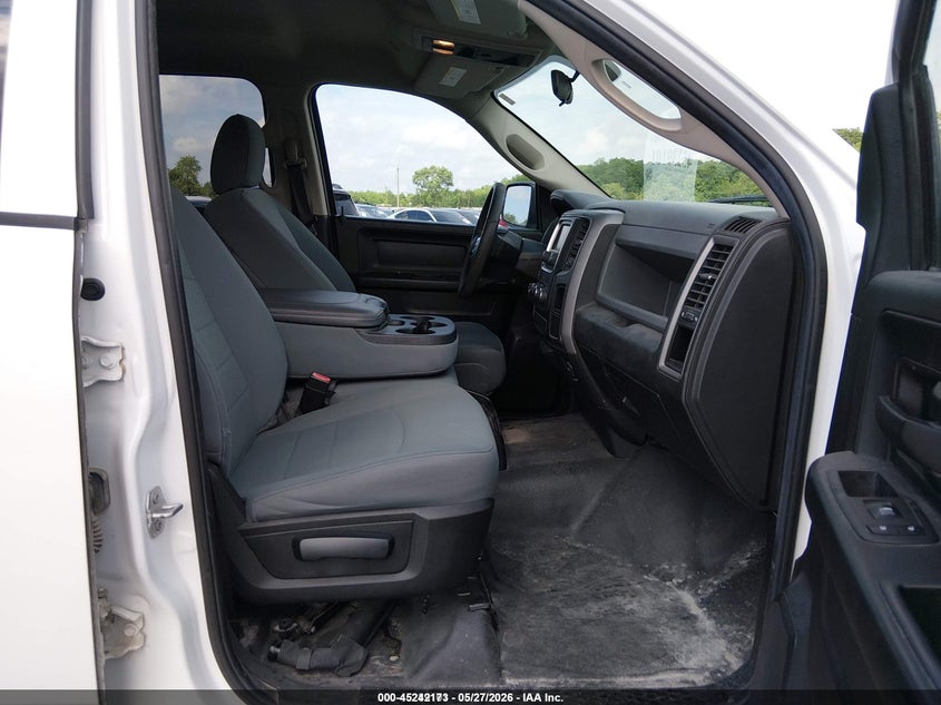 2019 RAM 1500 CLASSIC auction photo 5