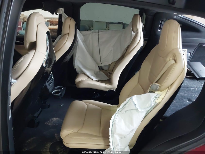 2016 Tesla Model X 60D/70D/75D/90D/P100D VIN: 5YJXCBE29GF011991 Lot: 45242188