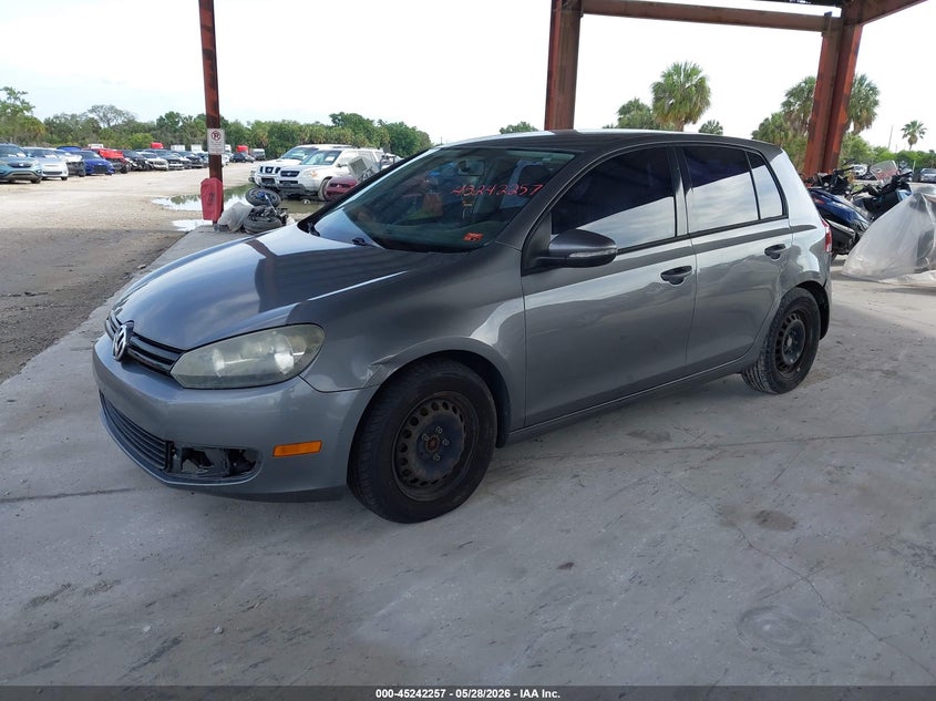 2013 Volkswagen Golf 2.5l 4-Door WVWDB7AJ5DW004432 photo 1