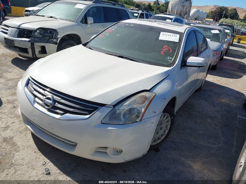 2012 NISSAN ALTIMA auction photo 2
