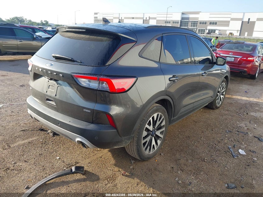 2020 FORD ESCAPE auction photo 4