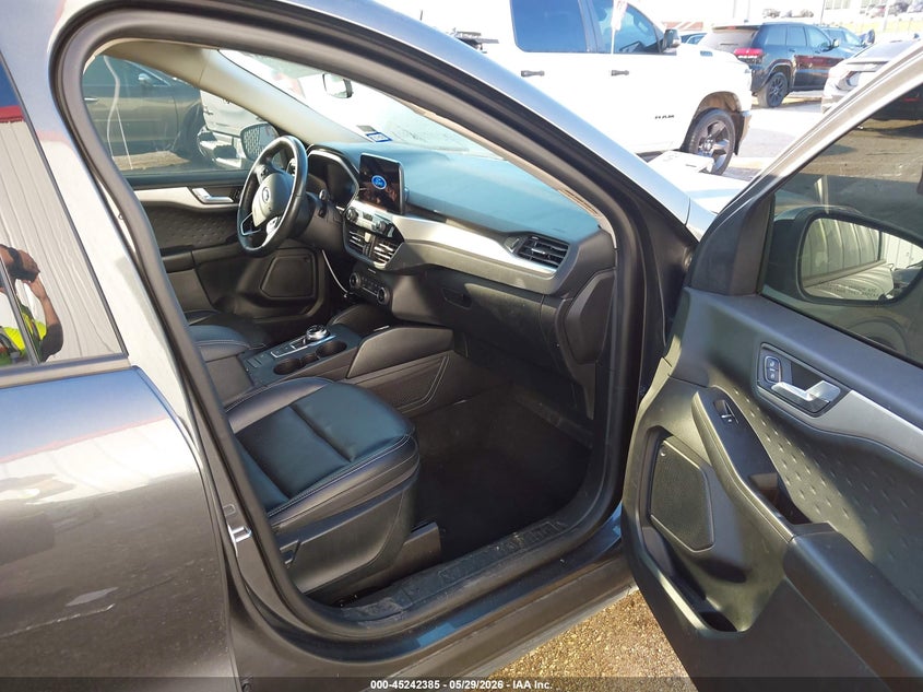 2020 FORD ESCAPE auction photo 5