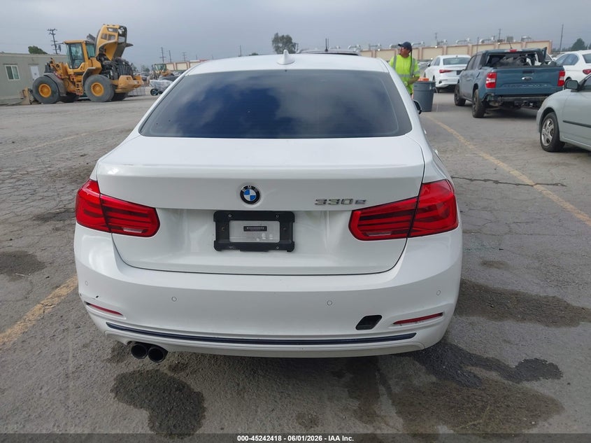 VIN WBA8E1C3XHA159210 2017 BMW 330E IPERFORMANCE
