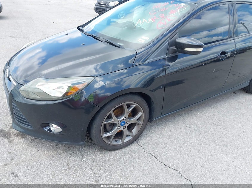 Vin: 1fadp3k26dl279672, lot: 45740225, ford focus se 20132