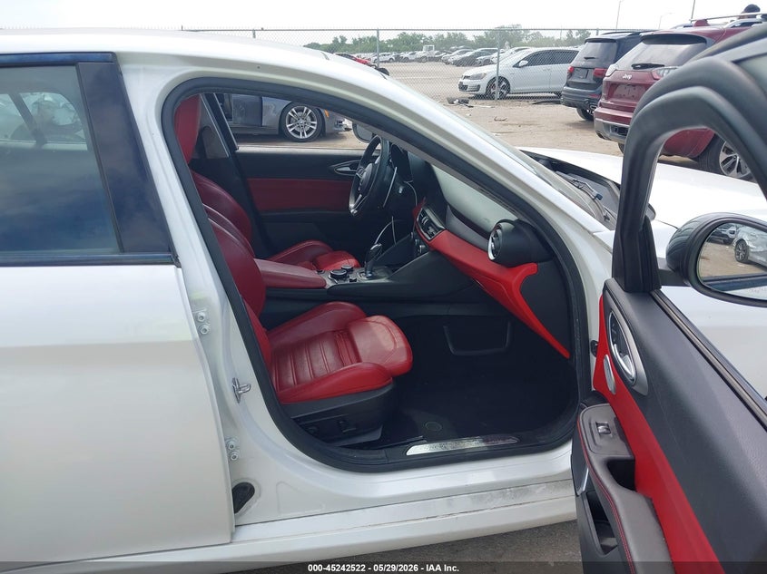 2019 ALFA ROMEO GIULIA auction photo 5