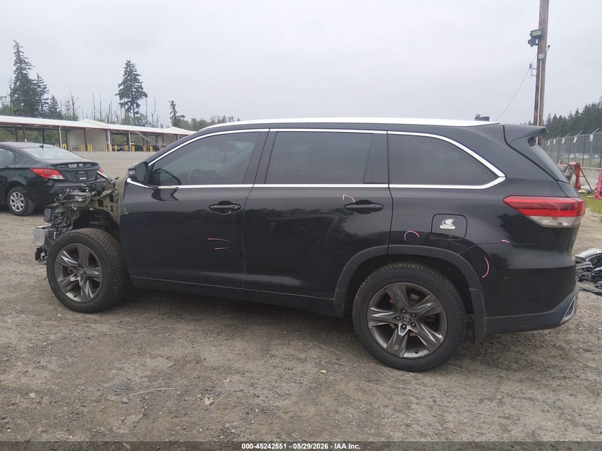VIN 5TDDZRFH3JS870266 2018 TOYOTA HIGHLANDER LIMITED PLATINUM