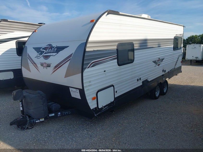 5ZT2SSKB8NE018445 2022 Forest River Shasta photo 1