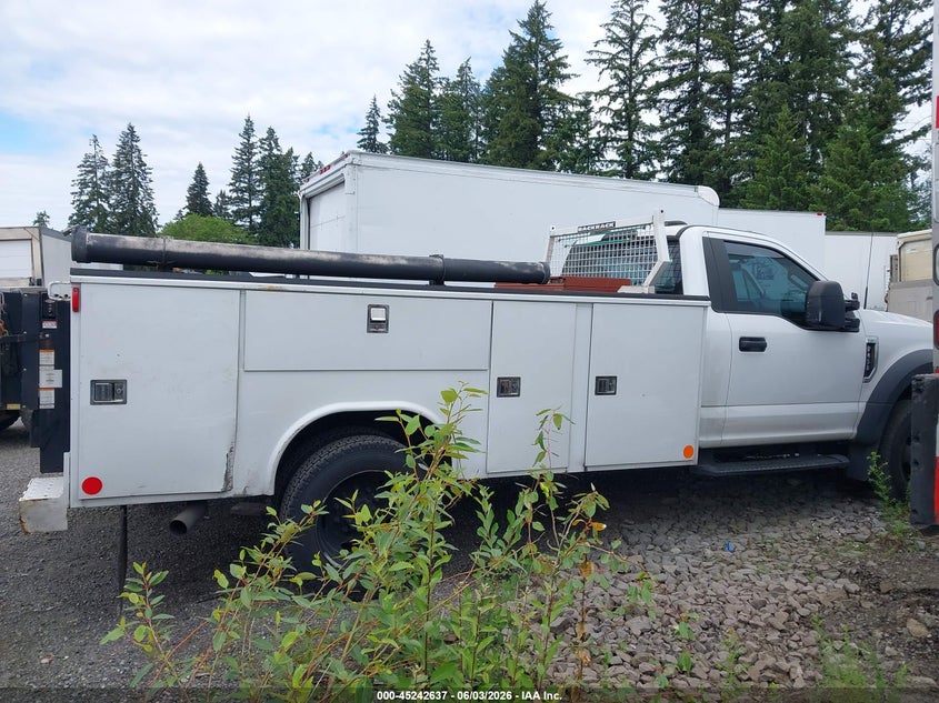 2021 Ford F-450 Chassis Xl VIN: 1FDUF4GN1MEC69105 Lot: 45242637